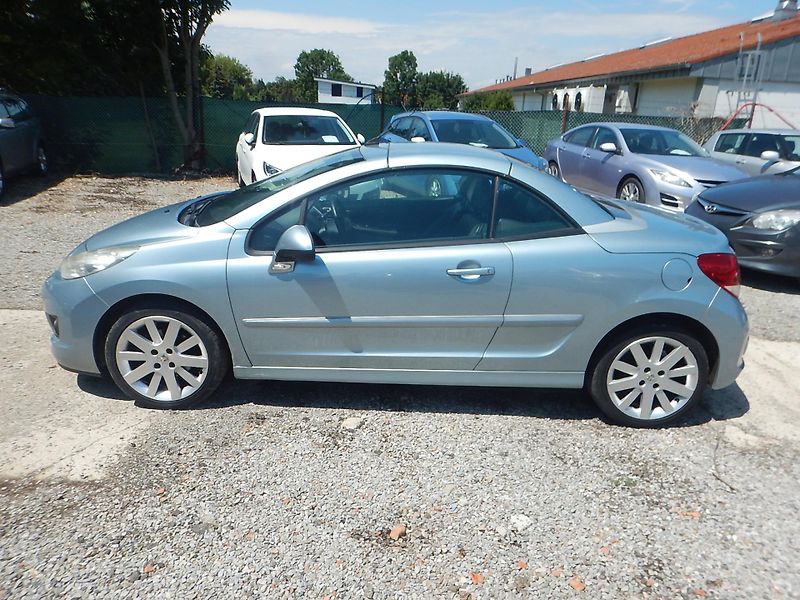 Peugeot 207 CC 1.6 HDI, DIGIKLIMA - fotografie inzerátu