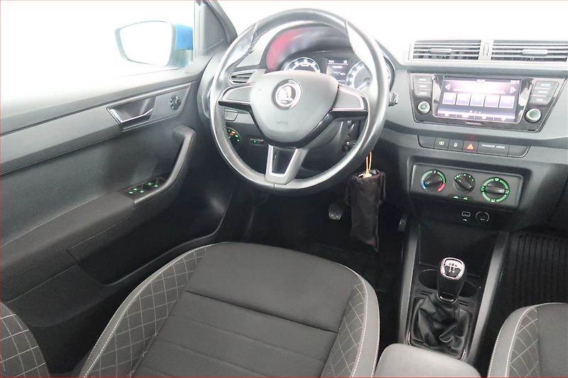 Škoda Fabia (2019) Ambition Plus 1.0 TSI - fotka 7 z 17