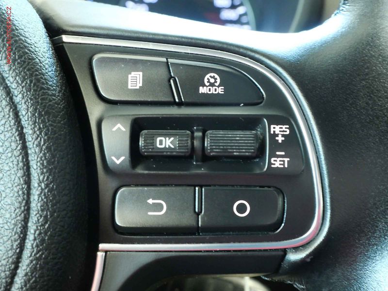 Kia Optima (2017) 1.7CRDi, 2.maj,ČR, AT, STK7 - fotka 16 z 24