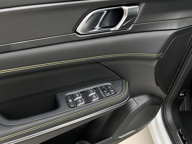 Lynk & Co 01 MORE PHEV AUT CZ 1.maj - fotka 53 z 54