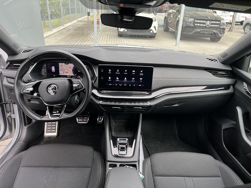 Škoda Octavia (2023) 2,0TDi 110kW SPORTLINE DSG - fotka 27 z 37
