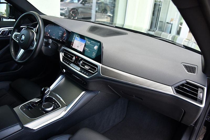 BMW Řada 4 420d xDrive M-SPORT ČR 1.MAJ - fotka 19 z 43