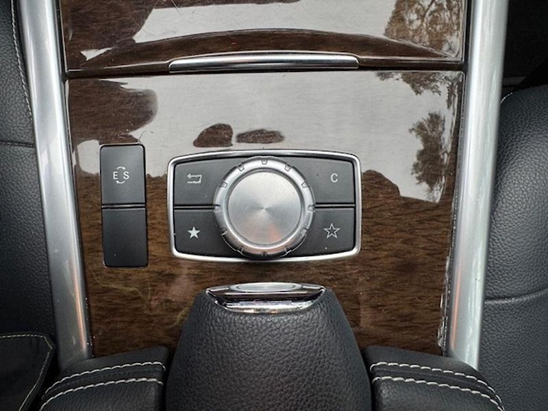 Mercedes-Benz Třídy E MB E 200 CDi kombi - fotka 25 z 35