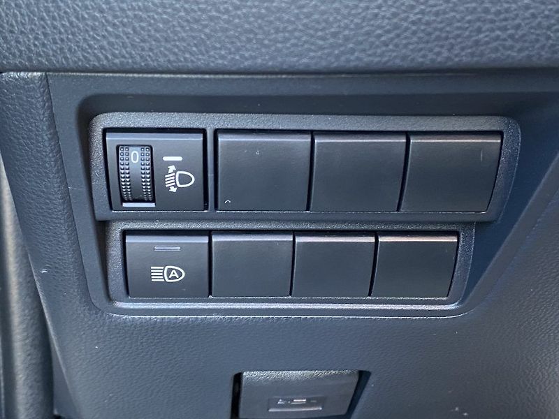 Toyota Yaris 1.5HSD, ČR-1m, Style Tech - fotka 27 z 30
