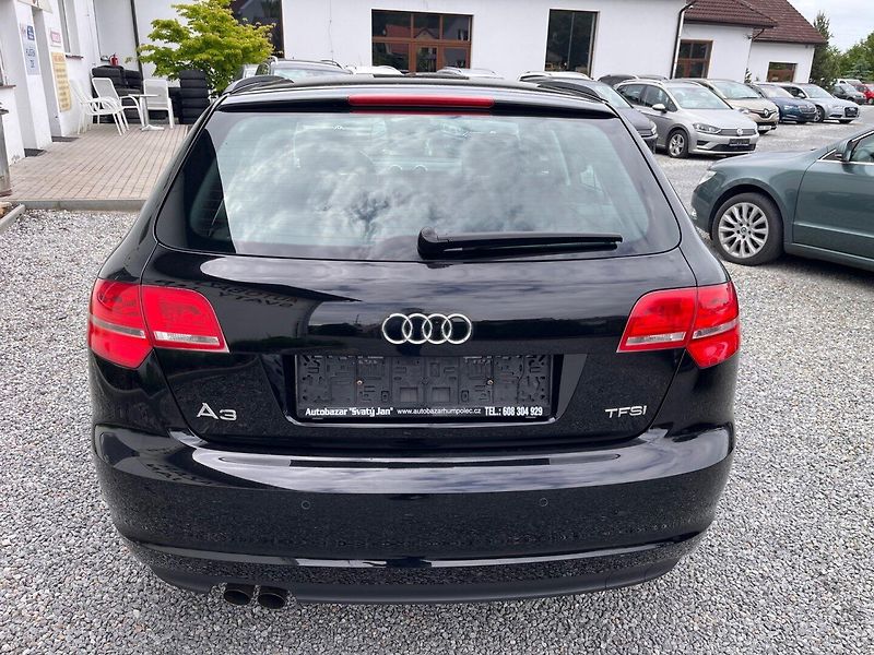 Audi A3 (2010) 1.4 TFSI TOP Xenony - fotka 3 z 22