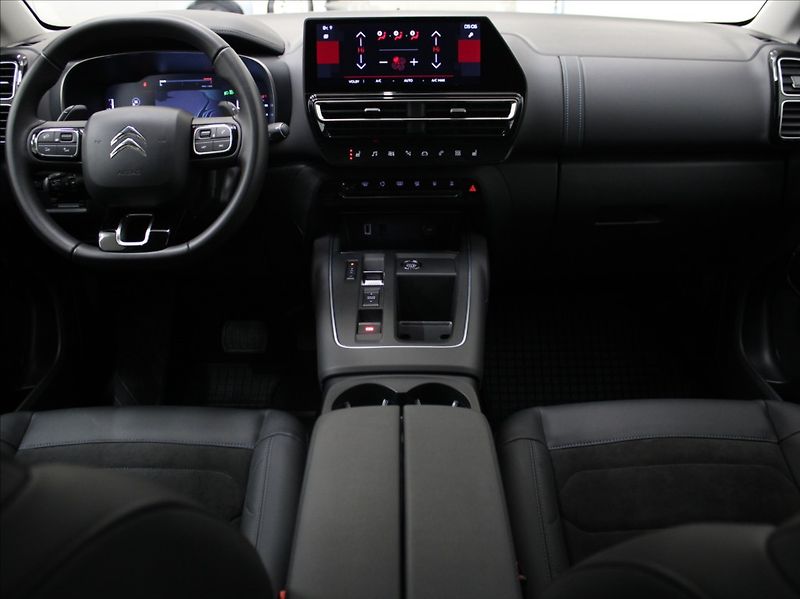 Citroën C5 Aircross 1,5 HDi 96kW AT Max.20tkm ČR - fotka 8 z 27
