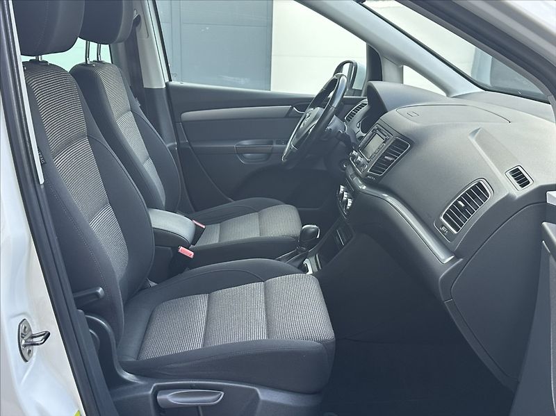 Volkswagen Sharan 2,0 TDI 140PS  Comfortline DSG - fotka 15 z 48