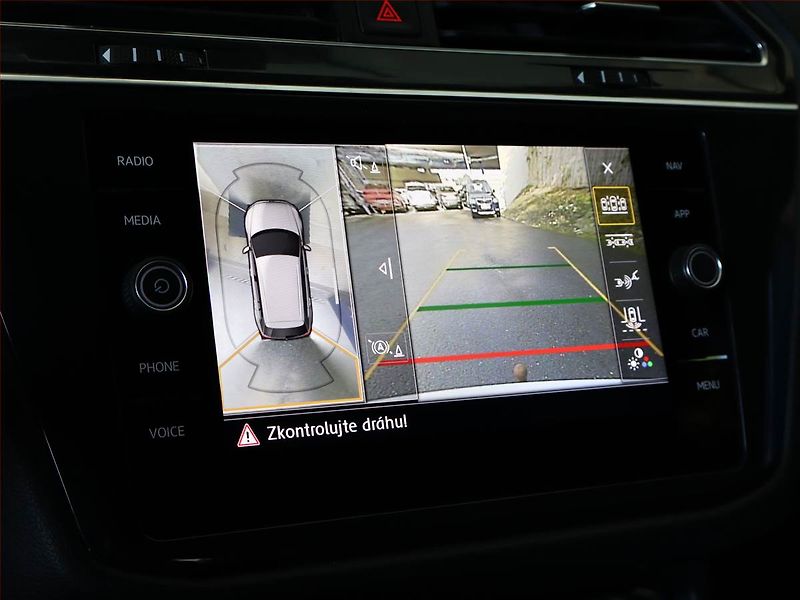 Volkswagen Tiguan Allspace (2019) R-Line 2.0 BiTDI - fotka 15 z 22