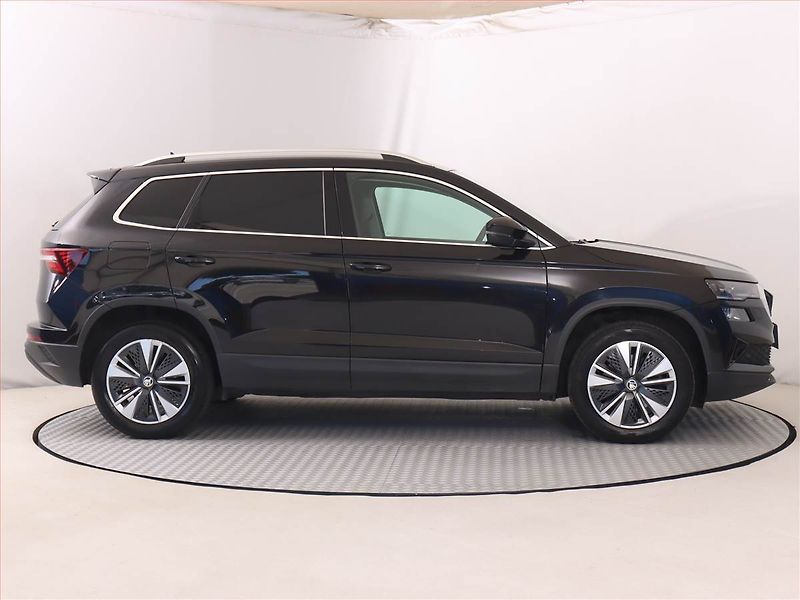 Škoda Karoq (2023) 2.0 TDI - fotka 6 z 23