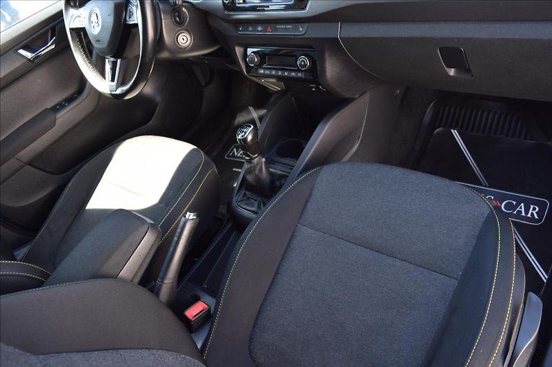 Škoda Fabia 1,0 MPI 55KW VÝHŘEV ALU LPG - fotka 23 z 52