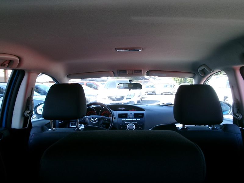 Mazda 3 (2011) 1,6i AC TEMP ALU BT - fotka 12 z 28