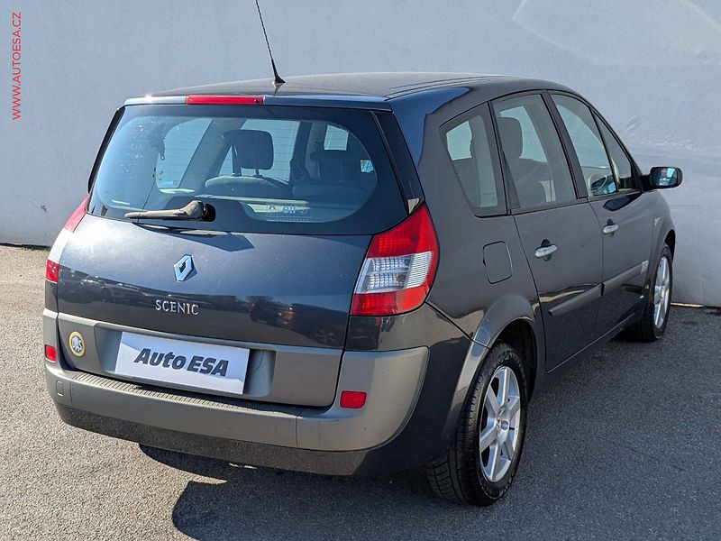Renault Grand Scénic (2006) 1.9dCi, Klimatizace - fotka 4 z 14