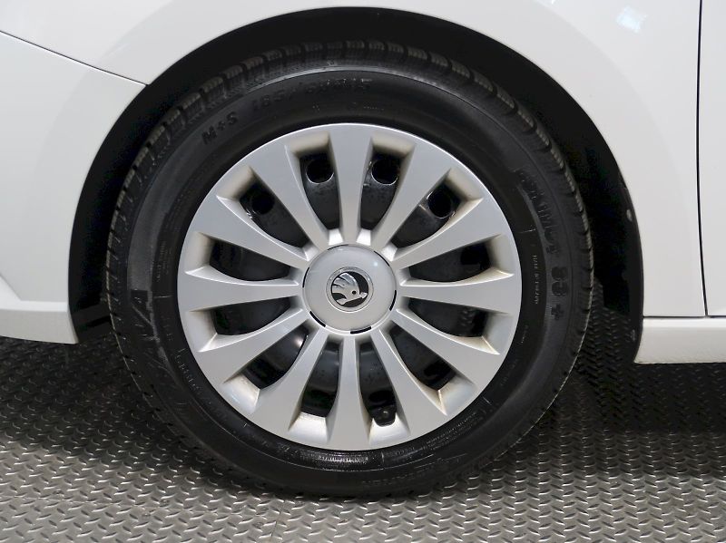 Škoda Fabia (2021) ACTIVE 1.0TSI 70KW - fotka 12 z 27