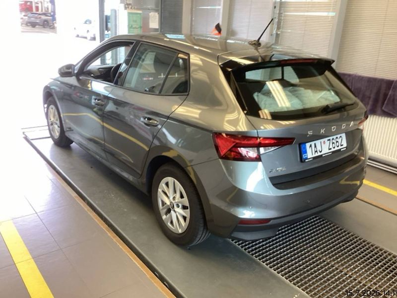 Škoda Fabia Selection 1,0 TSI 70kW MT5/Z66 - fotka 4 z 8