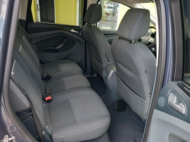 Ford C-MAX (2013) 1,6i NAVI VYHŘ.SED,BEZ KOROZE! - fotka 18 z 46