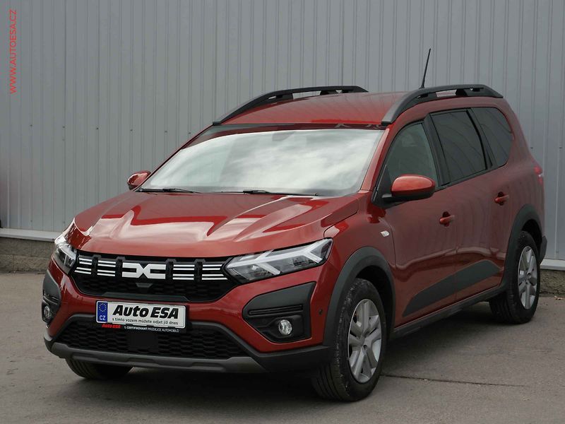 Dacia Jogger (2023) 1.0TCe, Exception - fotka 3 z 27