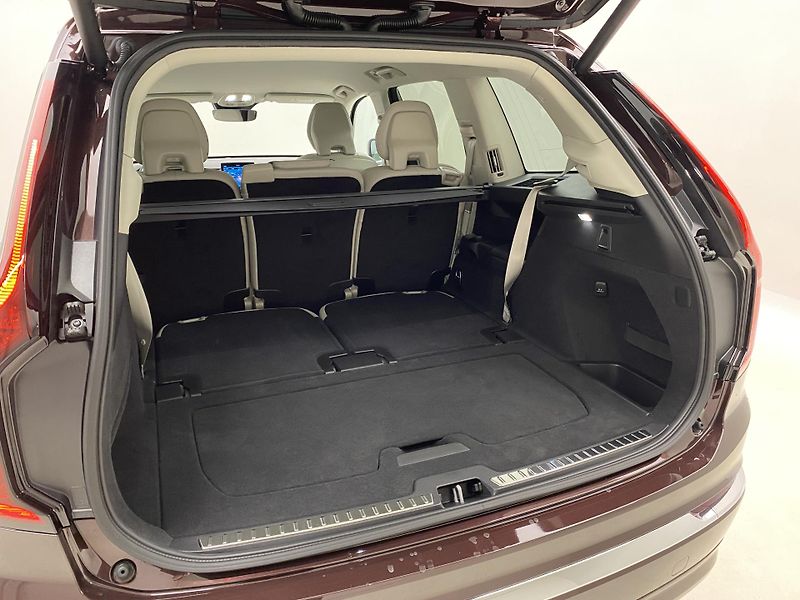 Volvo XC90 (2026) T8 AWD Plug-in BRIGHT PLUS 7m - fotka 5 z 67