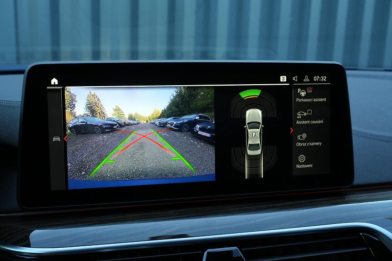 BMW Řada 5 540i xDrive, ČR, ACC, Harman - fotka 24 z 40
