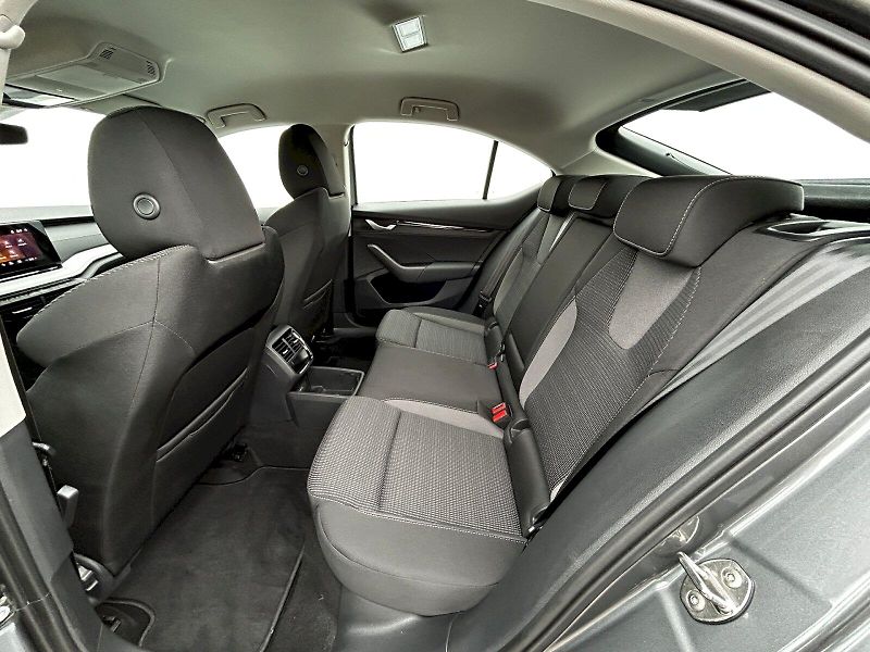 Škoda Octavia (2024) 1.5 TSI 110kW MP6 Selection - fotka 28 z 34