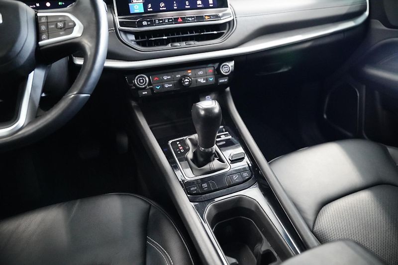 Jeep Compass - fotka 26 z 30