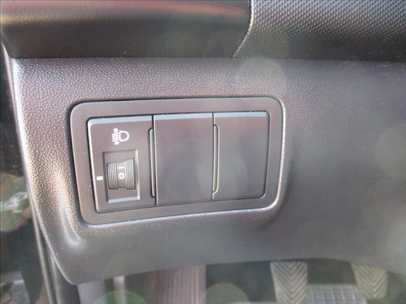 Hyundai i30 1,4 i 16v, klima, serviska, - fotka 26 z 38