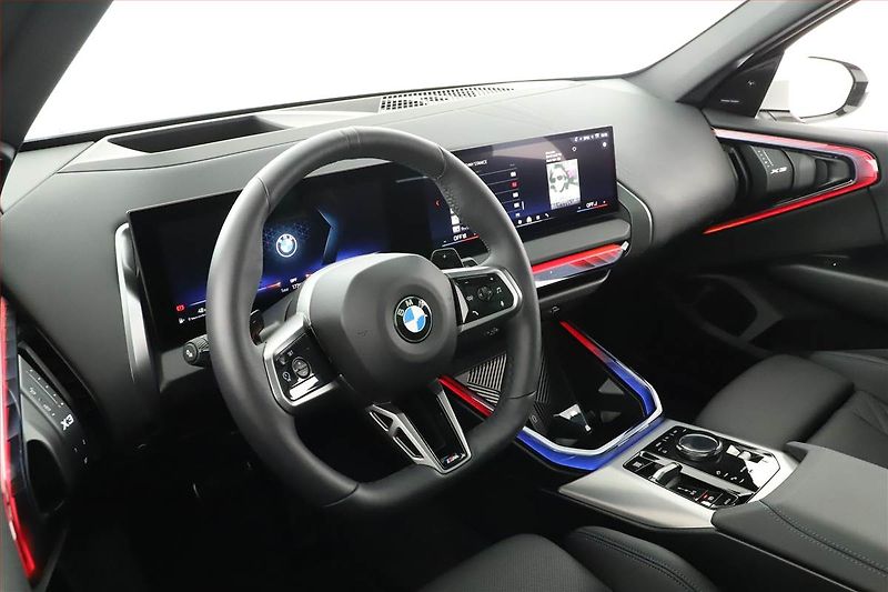 BMW X3 (2025) 20 xDrive, 360°, HUD, Tažné - fotka 23 z 31
