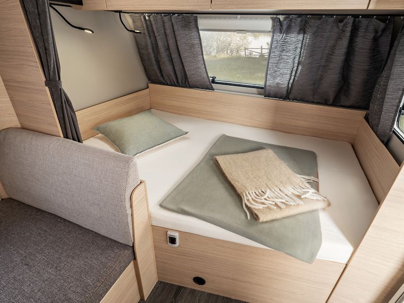 Weinsberg (2027) CaraLife 500 QDK - fotka 2 z 10