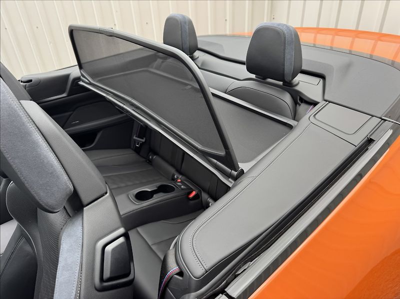 BMW M4 3,0 Competition M,390kw,xDrive - fotka 24 z 50