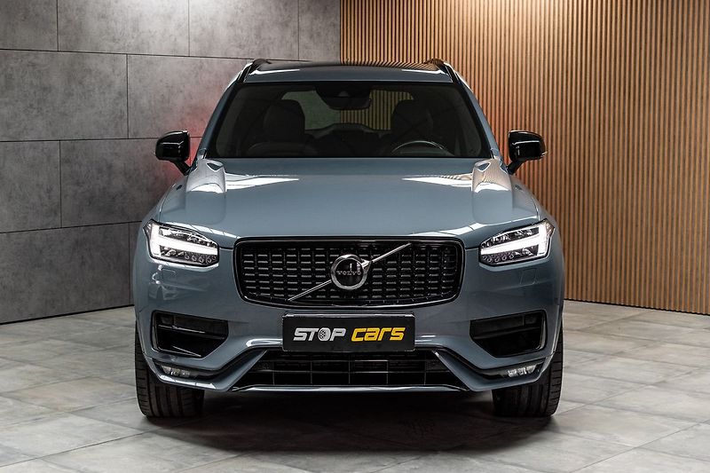 Volvo XC90 B5 AWD R-DESIGN*POLESTAR CHIP* - fotka 2 z 46
