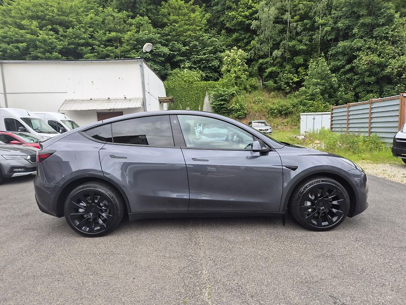 Tesla Model Y LONGE RANGE DUAL MOTOR SOH 87% - fotka 7 z 50