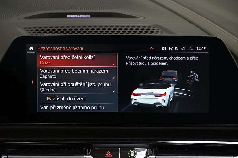 BMW Řada 8 BMW 850i Xdrive cabrio - fotka 42 z 44