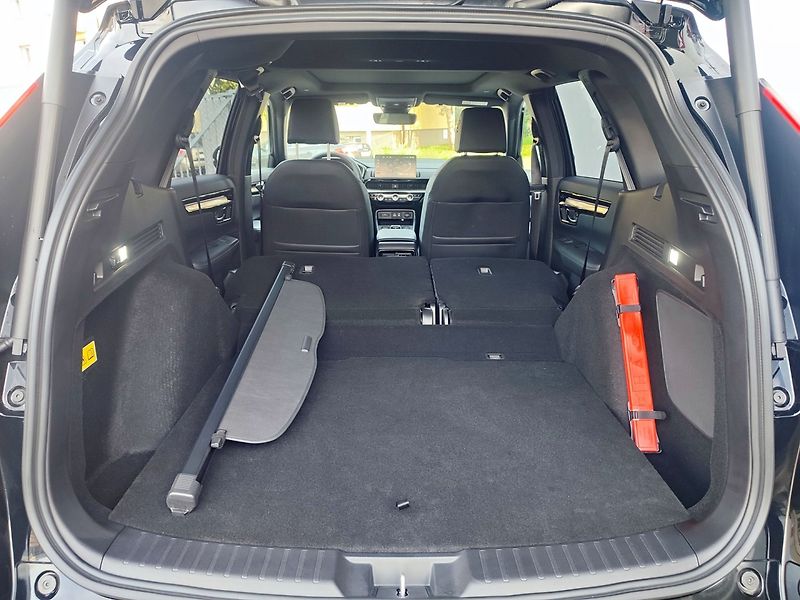 Honda CR-V (2026) 2.0 e:PHEV ADVANCE TECH  BLACK - fotka 33 z 38