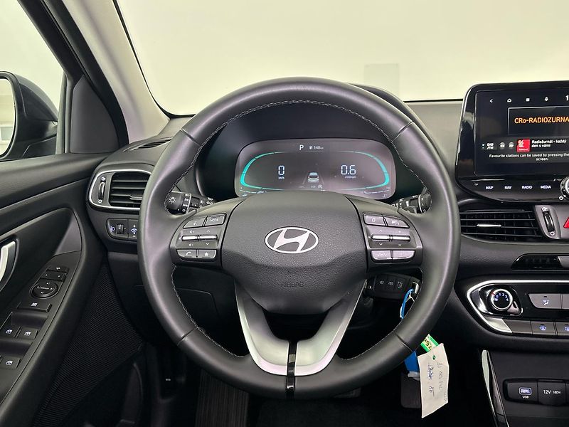 Hyundai i30 Smart DCT - fotka 18 z 26