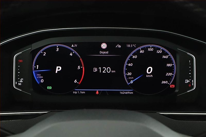 Volkswagen Passat (2019) Alltrack 2.0 TDI, 4X4 - fotka 8 z 25