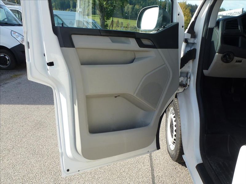 Volkswagen Transporter 2,0 TDI T6 6míst Klima,TZ - fotka 15 z 43