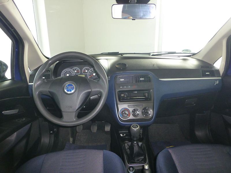 Fiat Punto (2008) 1,3JTD-KLIMATIZACE - fotka 21 z 23