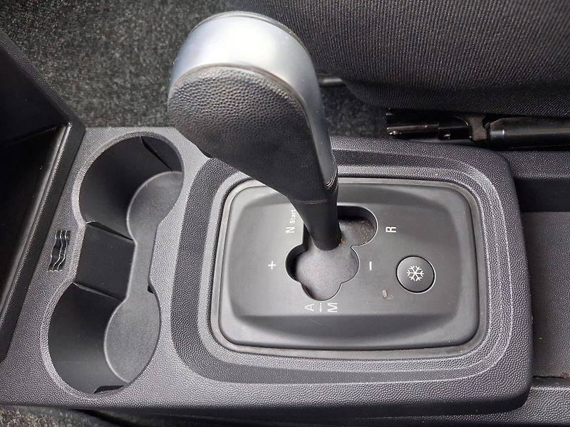 Opel Meriva (2009) 1,6i AUTOMAT  VYHŘ.SEDAČKY - fotka 26 z 33