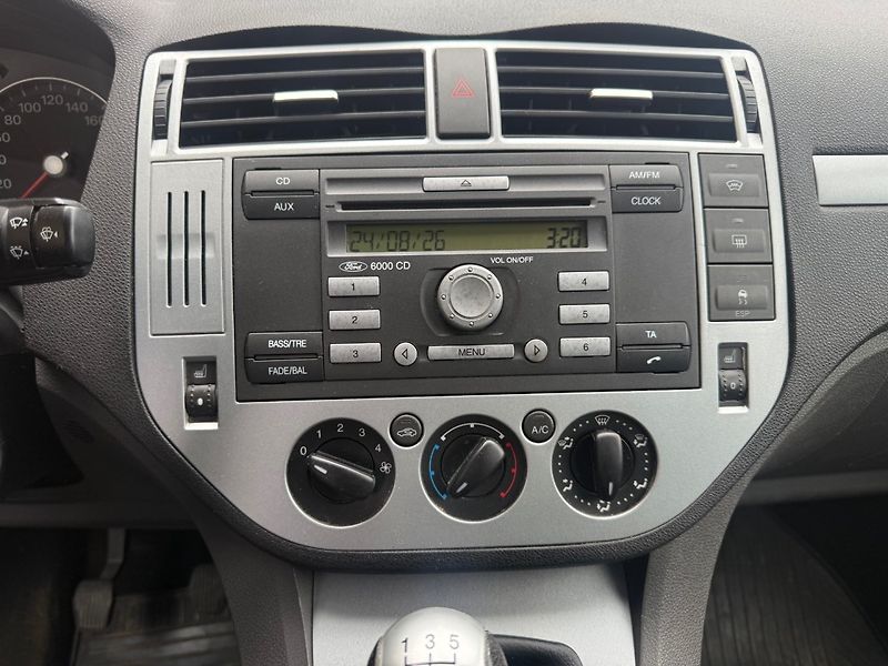 Ford C-MAX (2007) 1.6 16V - fotka 8 z 11