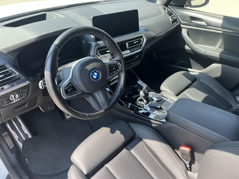 BMW X3 30e M Sport xDrive Laser - fotka 8 z 17