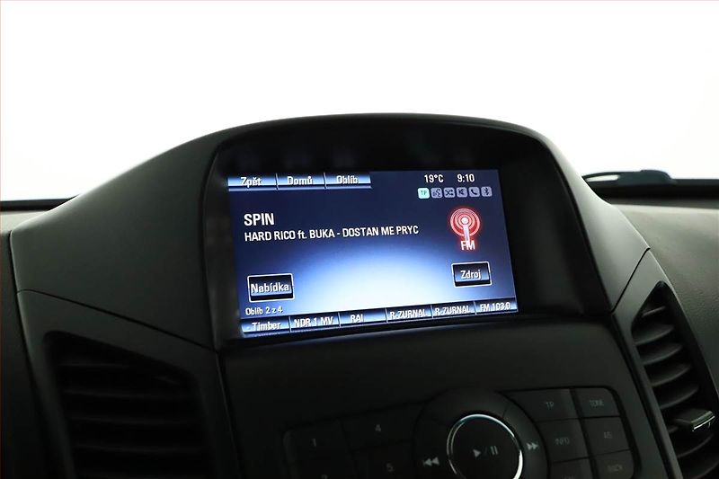 Chevrolet Orlando (2014) 2.0 VCDi, 7 míst, Tempomat - fotka 10 z 15