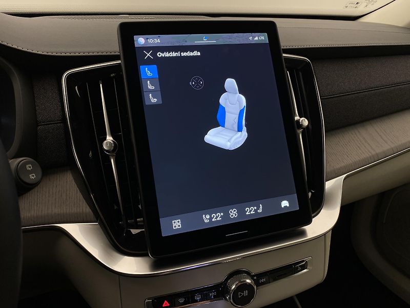Volvo XC90 T8 AWD RECHARGE BRIGHT PLUS 7m - fotka 64 z 67