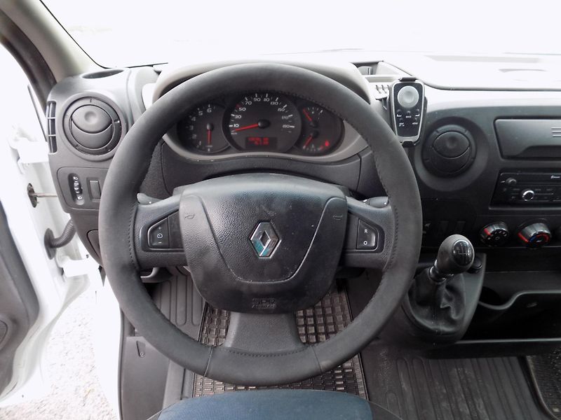 Renault Master (2014) 2,3 110KW MAXI KLIMA - fotka 17 z 35