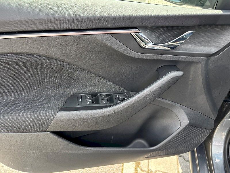 Škoda Scala (2025) Top Selection 1.0 TSI 85 kW DS - fotka 15 z 29