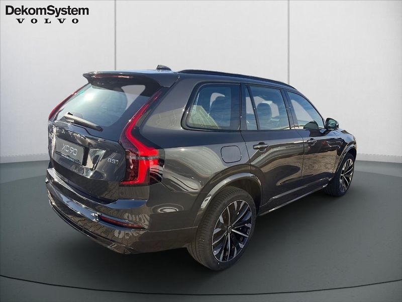 Volvo XC90 (2026) 2,0 B5 AWD Plus Dark 6135 - fotka 3 z 14
