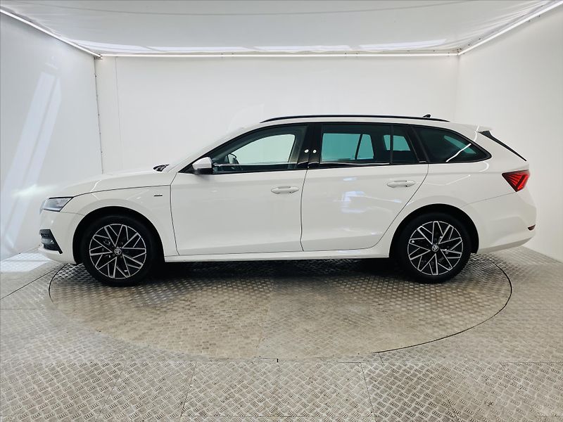 Škoda Octavia 1,5 TSI DSG 110kW e-Tec Clever - fotka 3 z 26