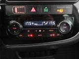 Mitsubishi Outlander (2019) Intense 2.0, LPG, 4X4 - náhled 17