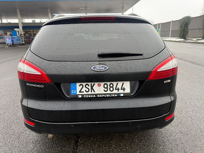 Ford Mondeo 2,0 TDCI GHIA KOMBI - fotka 4 z 17