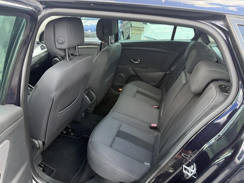 Renault Mégane 1.4 TCe  - fotka 9 z 13