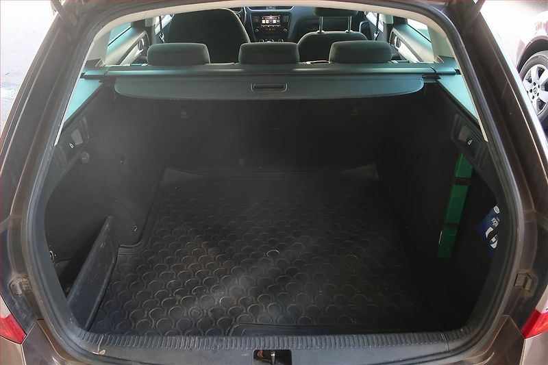 Škoda Octavia (2019) Ambition 1.6 TDI, Serv.kniha - fotka 14 z 15