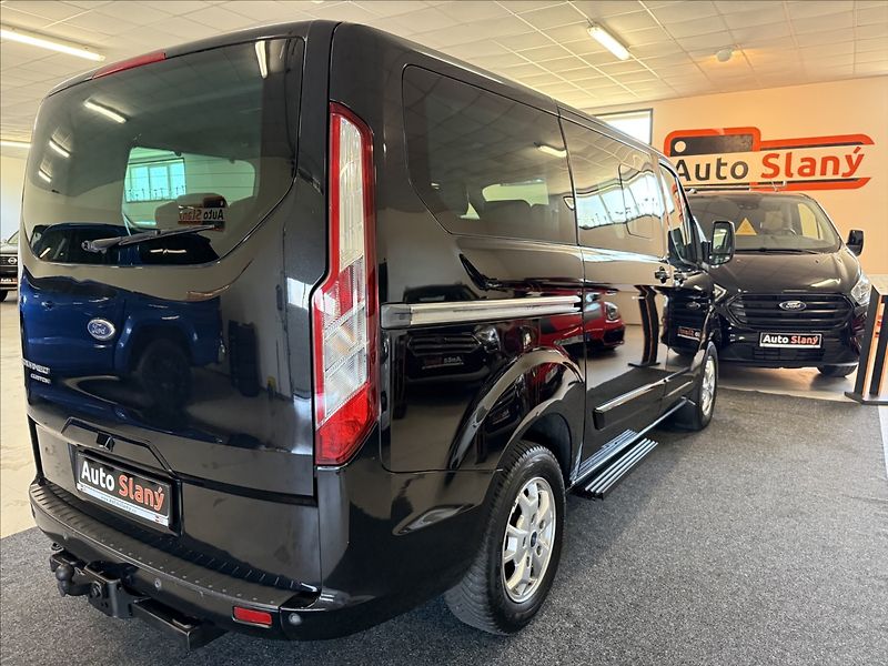 Ford Tourneo Custom 2,2 TitaniumX,114kW,po servisu - fotka 6 z 31